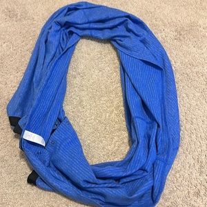 Lululemon One Size Infinity Scarf